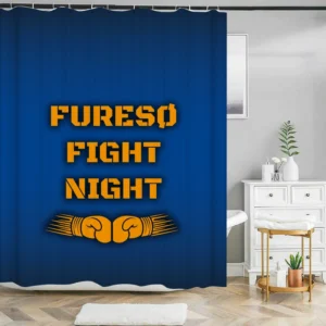 Badeforhæng – dyb blå med orange tekst og boksehandsker i grafisk design med sort skyggeeffekt.